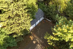 696 5th St E, Saint Paul, MN 55106 - Photo 20