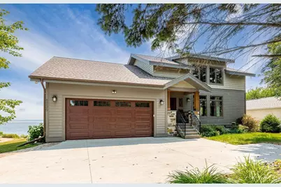 5220 London Road, Duluth, MN 55804 - Photo 1