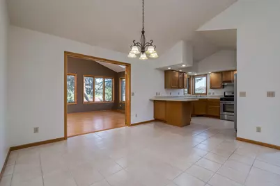 104 Wadsworth Drive, Mankato, MN 56001 - Photo 8