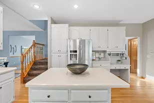 8441 W Lake Dr, Chanhassen, MN 55317 - Photo 4