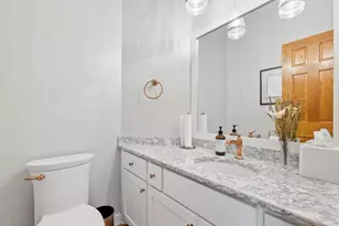 8441 W Lake Dr, Chanhassen, MN 55317 - Photo 30