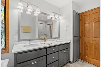 8441 W Lake Drive, Chanhassen, MN 55317 - Photo 34
