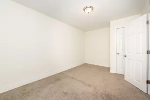 406 Russell Ave N, Minneapolis, MN 55405 - Photo 16