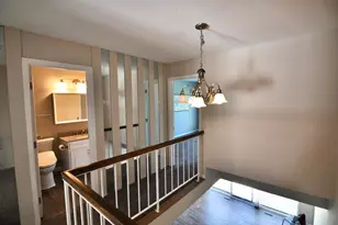 5845 Lake Curve Ln, Brooklyn Center, MN 55429 - Photo 6