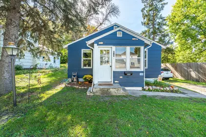 810 E Junius Avenue, Fergus Falls, MN 56537 - Photo 4