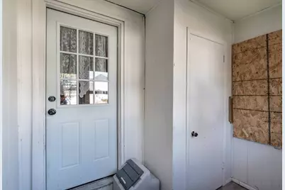 810 E Junius Avenue, Fergus Falls, MN 56537 - Photo 14
