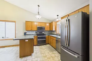 6724 Black Spruce St, Saint Cloud, MN 56303 - Photo 8