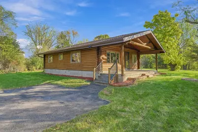 792 Holden Lane, Hudson, WI 54016 - Photo 2