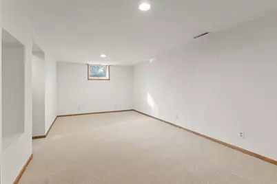 2938 Albert Street N, Roseville, MN 55113 - Photo 22