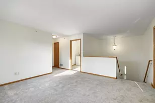 4587 Blaylock Cir, Inver Grove Heights, MN 55076 - Photo 20