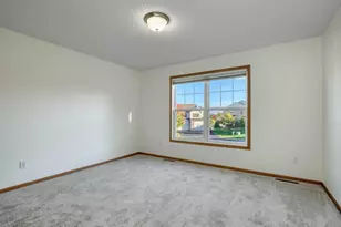 4587 Blaylock Cir, Inver Grove Heights, MN 55076 - Photo 18