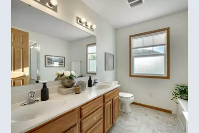 4587 Blaylock Circle #4001, Inver Grove Heights, MN 55076 - Photo 16