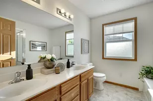 4587 Blaylock Cir, Inver Grove Heights, MN 55076 - Photo 16
