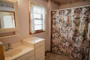 227 E 9th St, Blue Earth, MN 56013 - Photo 18
