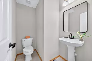 15777 Porchlight Ln, Eden Prairie, MN 55347 - Photo 26