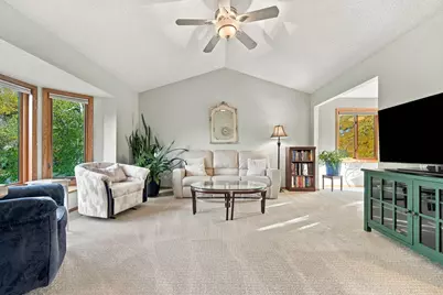 940 Douglas Court, Anoka, MN 55303 - Photo 8
