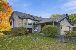 940 Douglas Ct, Anoka, MN 55303 - Photo 2