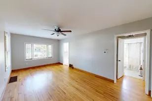 140 6th St SE, Glenville, MN 56036 - Photo 2