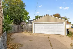 4822 Bryant Ave N, Minneapolis, MN 55430 - Photo 30