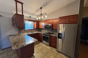 902 4th Ave NE, Little Falls, MN 56345 - Photo 6