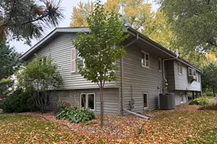 5616 Countryside Rd, Edina, MN 55436 - Photo 2