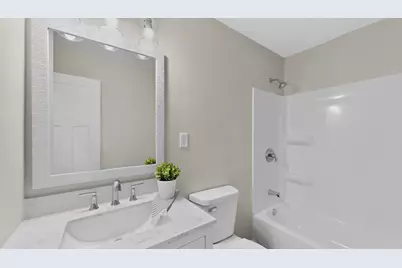 427 21st Avenue SW, Rochester, MN 55902 - Photo 10