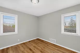 427 21st Ave SW, Rochester, MN 55902 - Photo 12