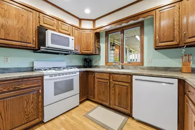 22516 Highway 248, Rollingstone, MN 55969 - Photo 10