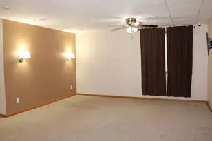 322 Oriole Ave N, Thief River Falls, MN 56701 - Photo 20