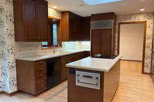5932 Walnut Dr, Edina, MN 55436 - Photo 4