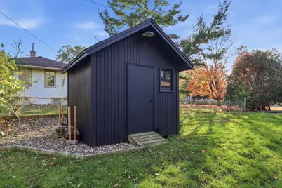 10617 Thomas Avenue S, Bloomington, MN 55431 - Photo 26