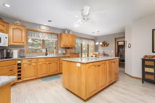 781 E Lake Geneva Rd NE, Alexandria, MN 56308 - Photo 4