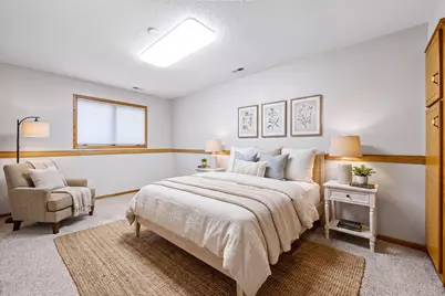 2621 Emerald Lane, Shakopee, MN 55379 - Photo 24
