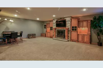 12778 Westwind Court, Lindstrom, MN 55045 - Photo 36
