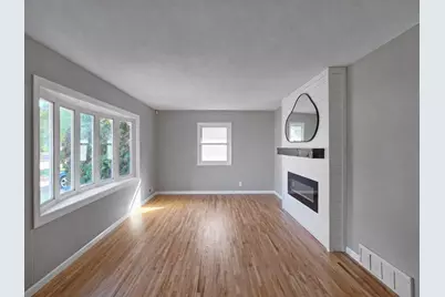 9312 Oakland Avenue S, Bloomington, MN 55420 - Photo 8