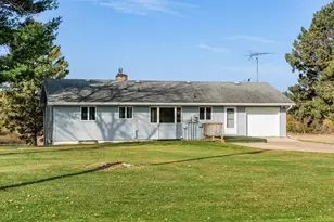 456 3rd St, Clayton, WI 54004 - Photo 2