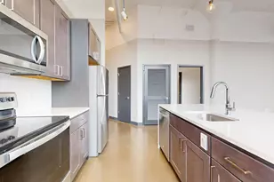 1010 S 7th St, Minneapolis, MN 55415 - Photo 22