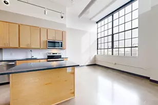 1010 S 7th St, Minneapolis, MN 55415 - Photo 8