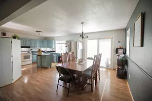 118 S Oregon Ave, Morris, MN 56267 - Photo 8