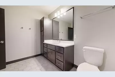 1010 S 7th Street #319, Minneapolis, MN 55415 - Photo 10