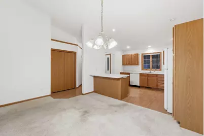 324 Valley View Drive SE, Willmar, MN 56201 - Photo 12