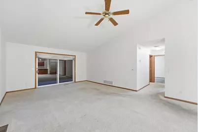324 Valley View Drive SE, Willmar, MN 56201 - Photo 14