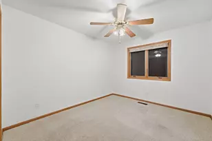 324 Valley View Dr SE, Willmar, MN 56201 - Photo 16