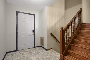 9500 99th Pl N, Maple Grove, MN 55369 - Photo 4
