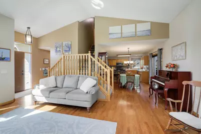 9736 Evergreen Avenue N, Brooklyn Park, MN 55443 - Photo 12