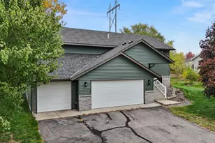 1609 25th St SE, Saint Cloud, MN 56304 - Photo 4