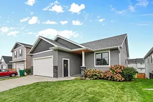 1803 Morning Glory Dr, River Falls, WI 54022 - Photo 2