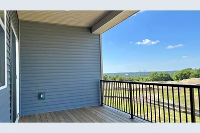 2147 Bluff Heights Drive, Shakopee, MN 55379 - Photo 12