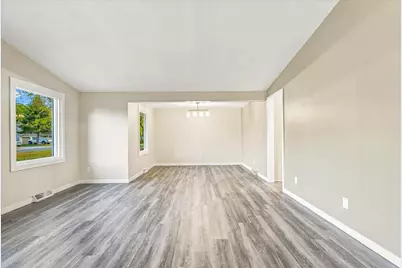 651 Sunset Lane N, Cambridge, MN 55008 - Photo 8