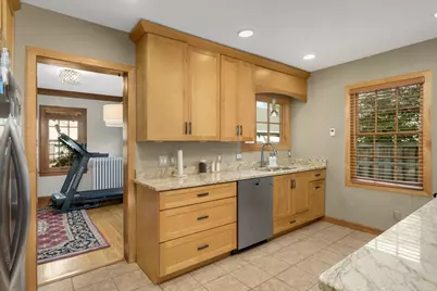 1787 Hillcrest Avenue, Saint Paul, MN 55116 - Photo 10